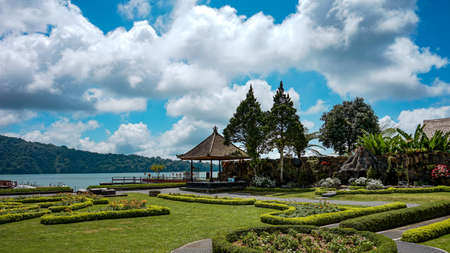 Beautiful view from the edge of the lakeのeditorial素材