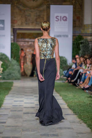 Sevilla, EspanÌa, 21 Mayo 2014, SIQ Hand Craft & Fashion, Desfile del disenÌador Alejandro Postigo en el SIQ HandCraft & Fashion en Sevilla celebrado en los Reales Alcazares de Sevilla, Seville, Spain, May 21, 2014, SIQ HandCraft & Fashion, Fashion Desiのeditorial素材
