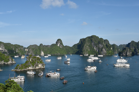 natural view of halongbayのeditorial素材