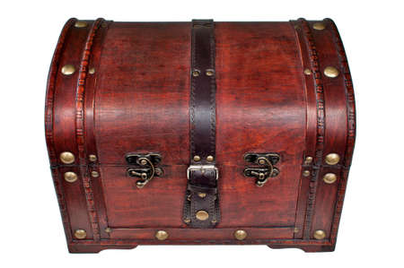 Hölzerne Schatzkiste, verschlossen mit goldenen Nieten / Wooden treasure chest, locked, with gold studsの写真素材