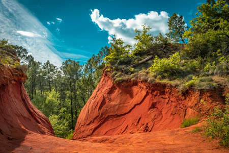 The ochre rocks of Colorado ProvenÃ§al in Rustrel, Provence, Franceの写真素材