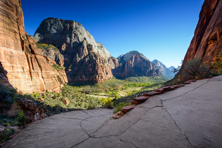 A stunning view of Zion Canyon / landing angels pathの写真素材