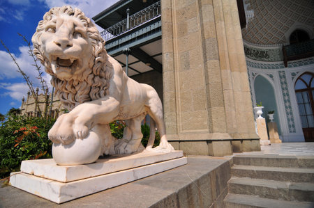 Sculpture of the Medici Lion on the southern facade of the Vorontsov Palace, Alupka, Crimea, Ukraine のeditorial素材