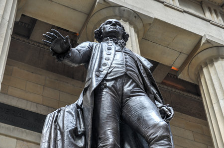 George Washington Statue at Federal Hall National Monument in New York City.のeditorial素材