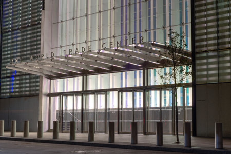 One World Trade Center Entrance at night, in the first week during which tenants started to occupy the building.のeditorial素材
