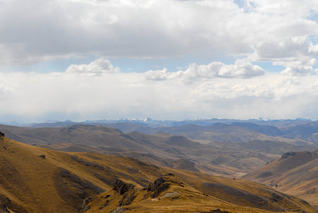View along the Cusco-Puno Road in Peru, South America following the Sacred Valley of the Incas.の写真素材