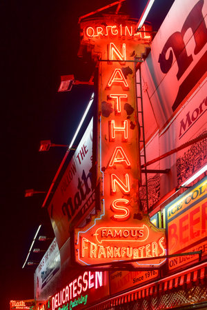 BROOKLYN, NEW YORK - MARCH 21, 2015: Original Nathan's Frankfurters restaurant in Coney Island, Brooklyn, New York at night.のeditorial素材