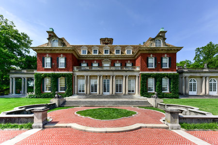Long Island Gold Coast Mansion at Old Westbury Gardensのeditorial素材