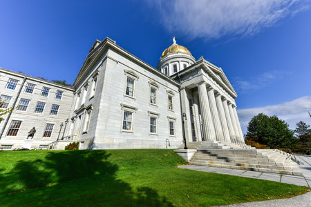 The State Capitol Building in Montpelier Vermont, USA. The current Greek Revival structure is the third building on the same site to be used as the State House. It was occupied in 1859.のeditorial素材