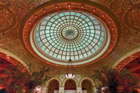 Chicago - September 6, 2015: The Chicago Cultural Center, opened in 1897, is a Chicago Landmark building that houses the city's official reception venue for the Mayor of Chicago.のeditorial素材