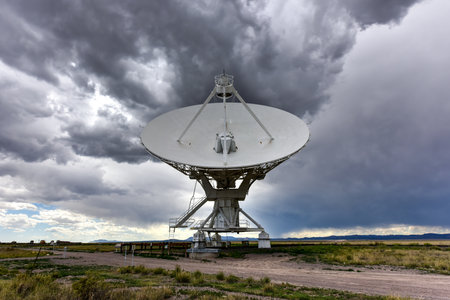 The Karl G. Jansky Very Large Array (VLA) is a radio astronomy observatory located on the Plains of San Agustin in New Mexico.のeditorial素材