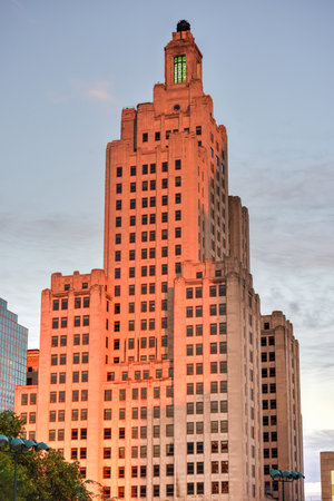 111 Westminster Street (formerly Bank of America Building) in Providence, Rhode Island at sunset. At 428 ft (130 m) it is the tallest building in Providence.のeditorial素材