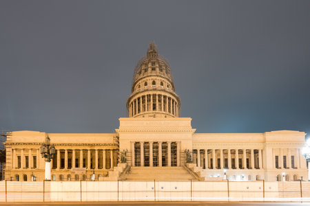 National Capital Building (El Capitolio) at dusk in Havana, Cuba.のeditorial素材