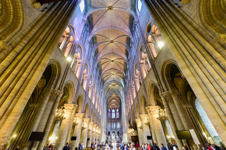 The interior of the Notre Dame de Paris, Franceのeditorial素材