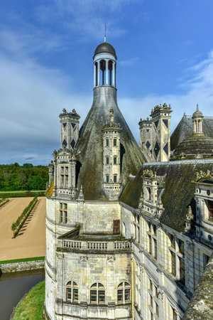 Chateau de Chambord, the largest castle in the Loire Valley. A UNESCO world heritage site in France. Built in the XVI century, it is now a property of the French stateの写真素材