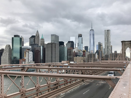 New York City Skyline as seen from the Brooklyn Bridgeのeditorial素材