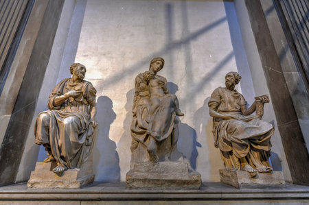 Florence, Italy - March 22, 2018: World famous Tomb of Lorenzo the Magnificent and his brother Giuliano and Michelangelo's, 'Madonna and Child' in Medici Chapel, Florence, Italyのeditorial素材