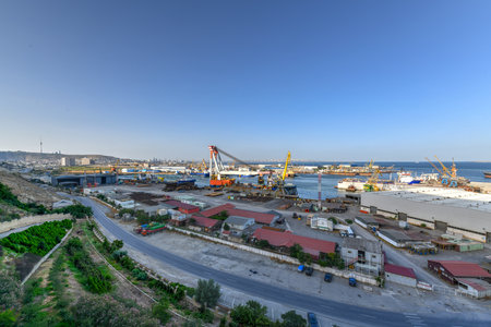 TheÂ Bibi-Heybat MosqueÂ is a historical mosque inÂ Baku,Â Azerbaijan. The existing structure, built in the 1990s, is a recreation of the mosque with the same name built in the 13th century.の写真素材