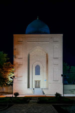 Bibi Khanym Mausoleum at night in Samarkand, Uzbekistan. It is a plain 14th-century mausoleum, home to five tombs across from the mosque.のeditorial素材