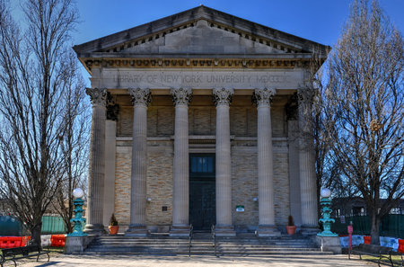 Library of New York University on the campus of Bronx Community College in Bronx, New York.のeditorial素材