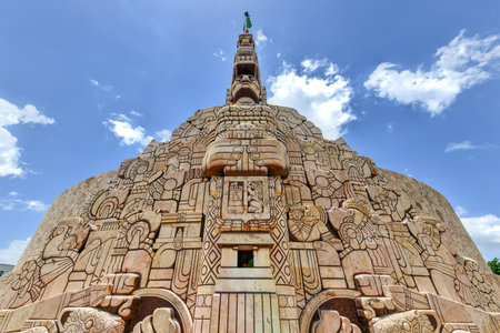 Monument to the Fatherland along Paseo Montejo in Yucatan, Merida, Mexico.の写真素材