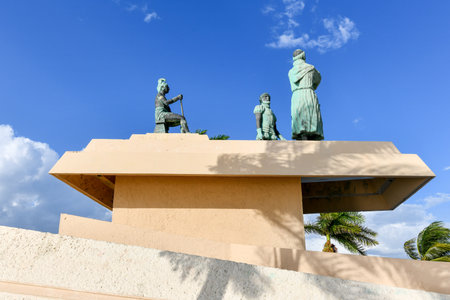 Campeche, Mexico - May 25, 2021: October 4 Plaza commemorating the date of the city's âfoundingâ, depicting the meeting of a Maya cacique (chief), the conquistador Francisco de Montejo and a priest.のeditorial素材