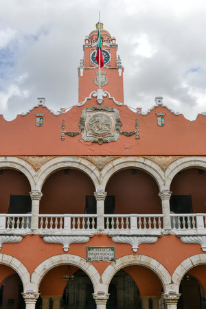 Facade of the City Hall (Palacio Municipal) in Merida, Yucatan, Mexico.のeditorial素材