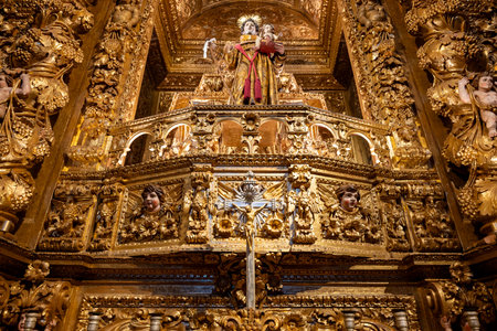 Lagos, Portugal - Aug 25, 2024: Beautiful interior of Church of St Anthony, Igreja de Santo Antonio in Lagos, Algarve in Portugalの写真素材