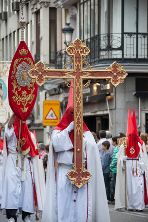 MADRID, SPAIN - APRIL 03, 2015: Procession of Jesus of Nazareth "The Poor" through the streets of Madrid in the festivities of Easter Holy Week.のeditorial素材