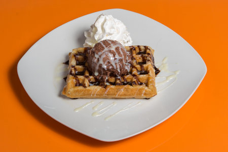 ベルギーワッフルの写真 イラスト素材一覧 18 474件 ストックフォトのamanaimages Plus