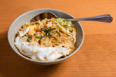 Kobashira no kakiage donburi, rice bowl with trough shell adductor muscles tempura.の写真素材