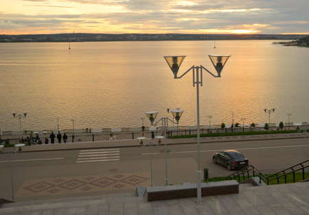 Views of the embankment and the Izhevsk pond at sunset lightのeditorial素材