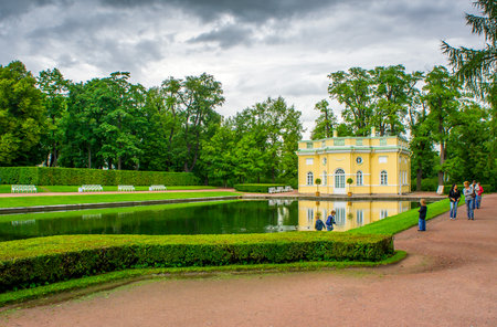 RUSSIA, Tsarskoe Selo - JULY, 20, 2013. Upper bath in Tsarskoye Seloのeditorial素材