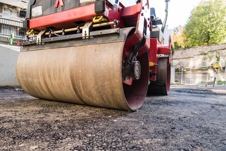 on asphalt asphalt rider there an asphalt roller to keep everything well pressed