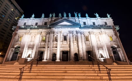 Facade of Mary Queen of the World in Montreal at night のeditorial素材