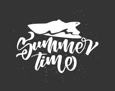 Vector illustration: Brush lettering of Summer Time with silhouette of yacht on dark backgroundのイラスト素材