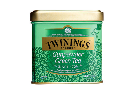LONDON, UK -SEPTEMBER 11, 2016: Twinings Gunpowder Green tea isolated on white backgroundのeditorial素材