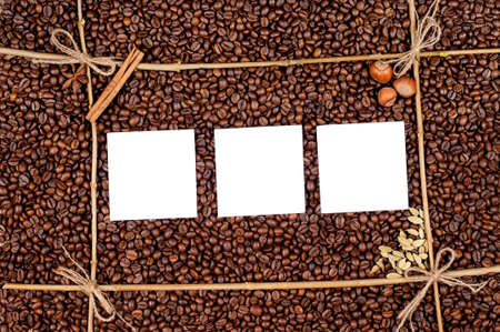 Empty paper on roasted coffee beans, can be used as backgroundの写真素材