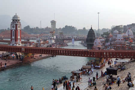Haridwar, India - November, 6th, 2017. People on the Ganga river embankment, Har Ki Pauri. Har Ki Pauri is a famous ghat on the banks of the Ganges in Haridwar.のeditorial素材