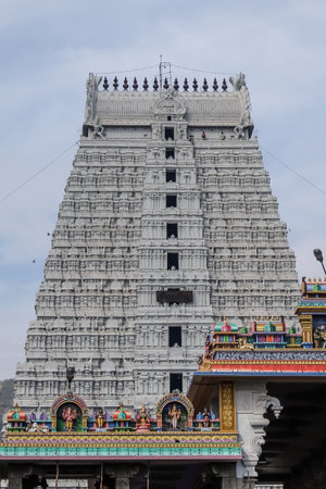 Tiruvannamalai, India - December, 20th, 2016. View of Annamalaiyar Templeのeditorial素材