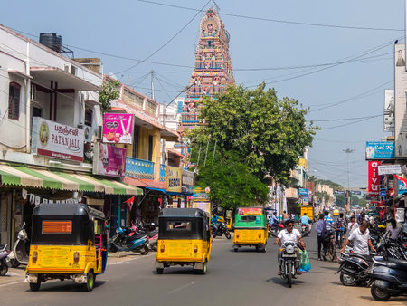 Pondicherry, India - December, 26th, 2017. Street traffic in Pondicherry.のeditorial素材