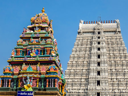 Tiruvannamalai, India - Circa January, 2018. Architecture of Annamalaiyar Temple in Tiruvannamalai, India.のeditorial素材