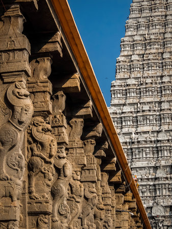 Tiruvannamalai, India - Circa January, 2018. Architecture of Annamalaiyar Temple in Tiruvannamalai, India.のeditorial素材
