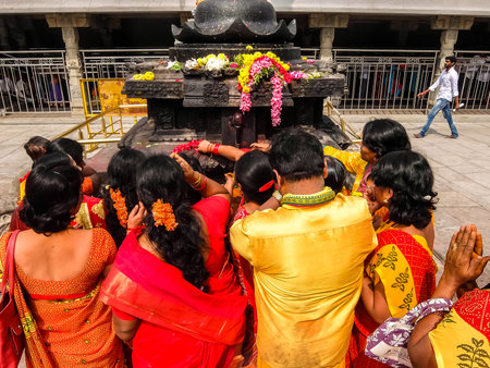 Kanchipuram, India - Circa January, 2018. Devotees visit Kamakshi Amman Temple in Kanchipuram.のeditorial素材