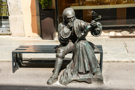 Cremona, Italy - Circa September 2018. Beautiful statue of Antonio Stradivari on the streets of Cremona.のeditorial素材