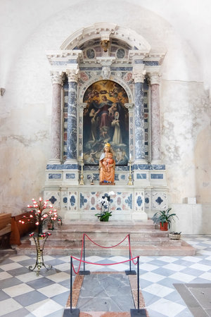 Venzone, Italy - Circa August 2017. Interiors of Saint Andrew Cathedral.のeditorial素材