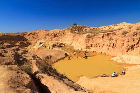 Local people working in the sapphire (and other gemstones) mine in Ilakaka, Madagascar, on September 10, 2013のeditorial素材