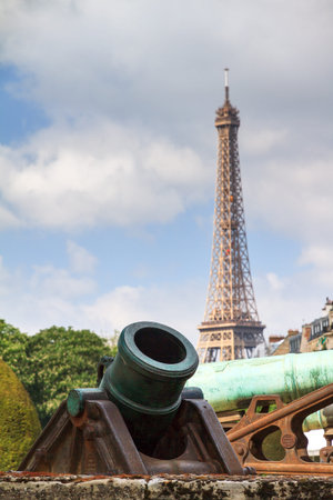 Ottoman Howitzer at Les Invalides in Paris, France, with the Eiffel tower in the background