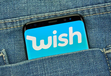 MONTREAL, CANADA - December 23, 2018: Wish android app on Samsung s8 screen. Wish is an online shopping app that gives members access to thousands of different products across multiple categoriesのeditorial素材