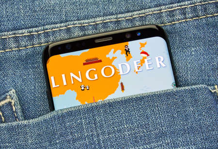 MONTREAL, CANADA - December 23, 2018: Lingodeer android app on Samsung s8 screen. Lingodeer is a language learning application and platform.のeditorial素材